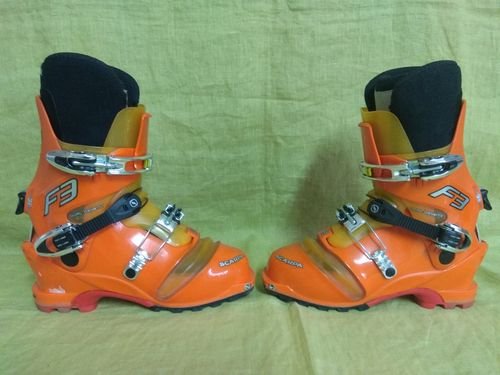 SCARPA F3  Nº 28