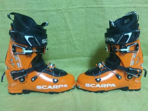 SCARPA MAESTRALE 2  Nº 28,5